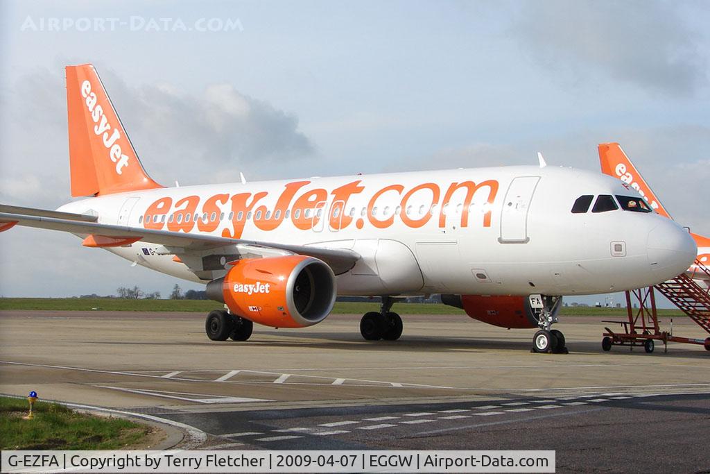 G-EZFA, 2009 Airbus A319-111 C/N 3788, Recently delivered Easyjet A319 at Luton