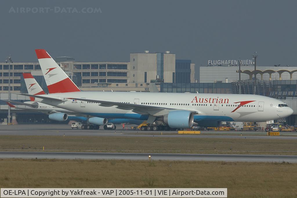 OE-LPA, 1997 Boeing 777-2Z9/ER C/N 28698, Austrian Airlines Boeing 777-200