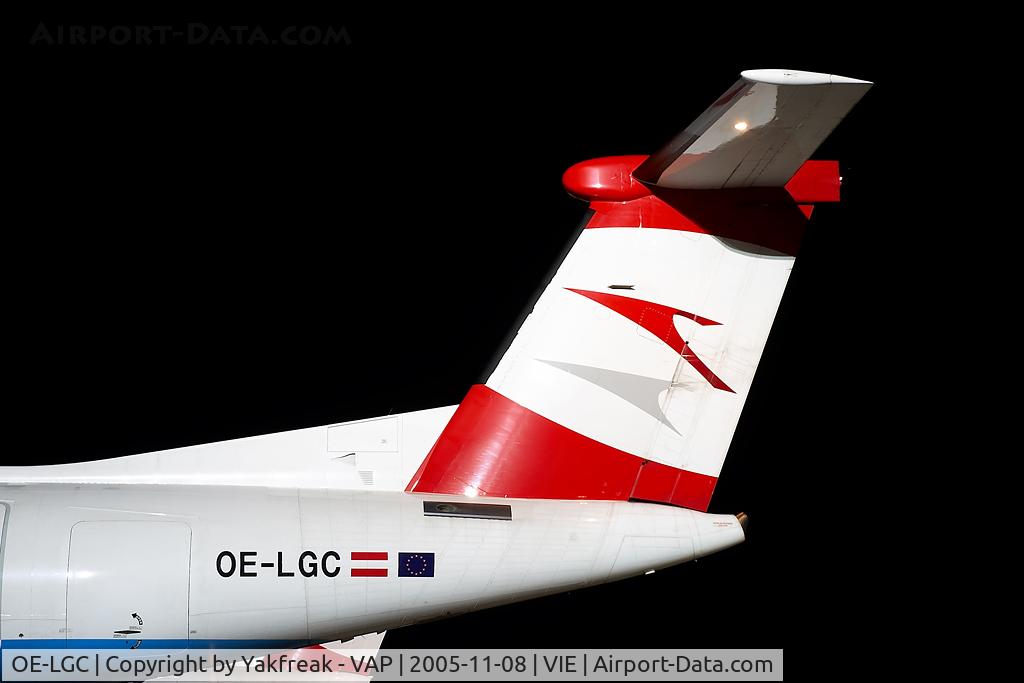 OE-LGC, 2000 De Havilland Canada DHC-8-402Q Dash 8 C/N 4026, Austrian Arrows Dash 8-400