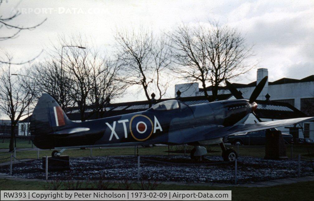 RW393, 1945 Supermarine 361 Spitfire LF.XVIe C/N CBAF.IX.4651, Another view of RAF Turnhouse's gate guardian as seen in February 1973.