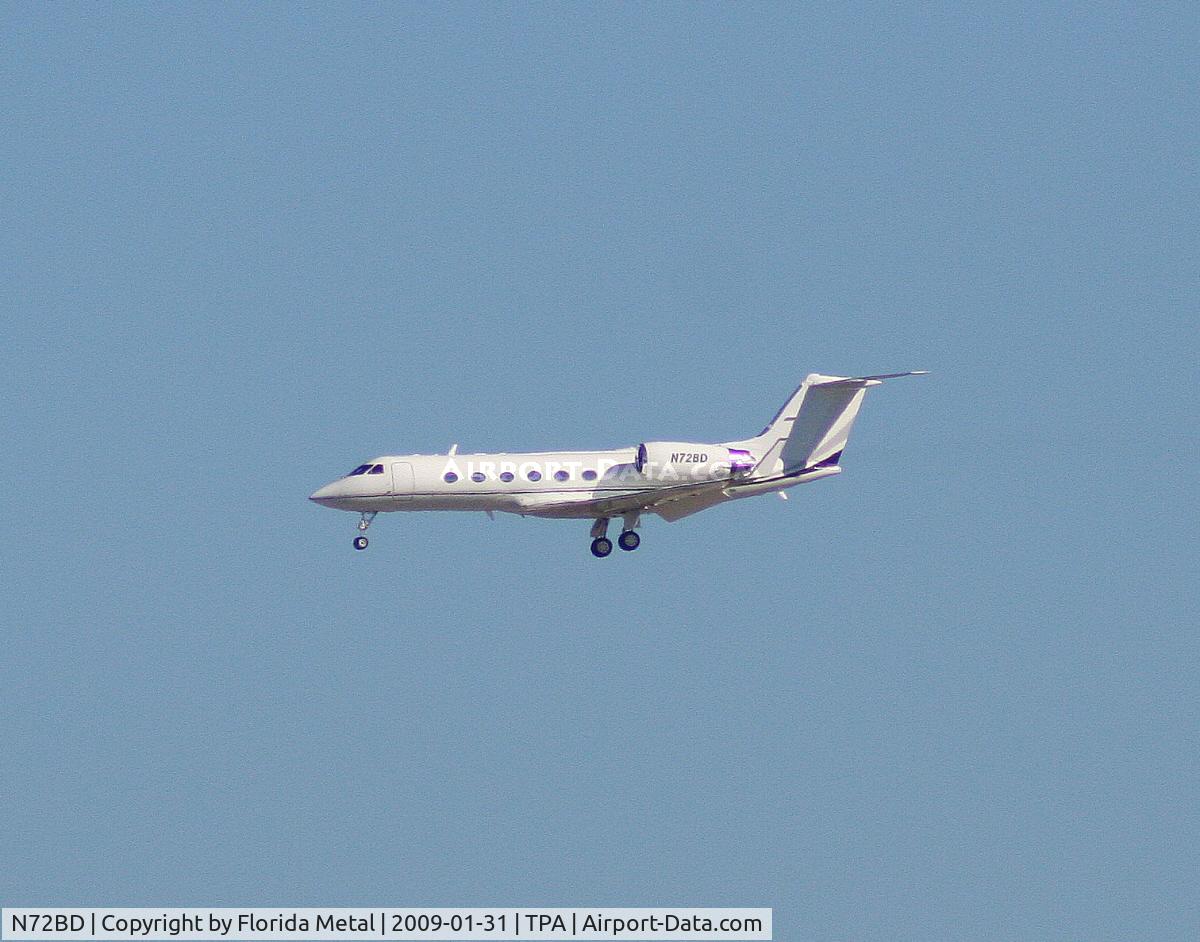 N72BD, 2000 Gulfstream Aerospace G-IV C/N 1420, Gulfstream IV in for Superbowl