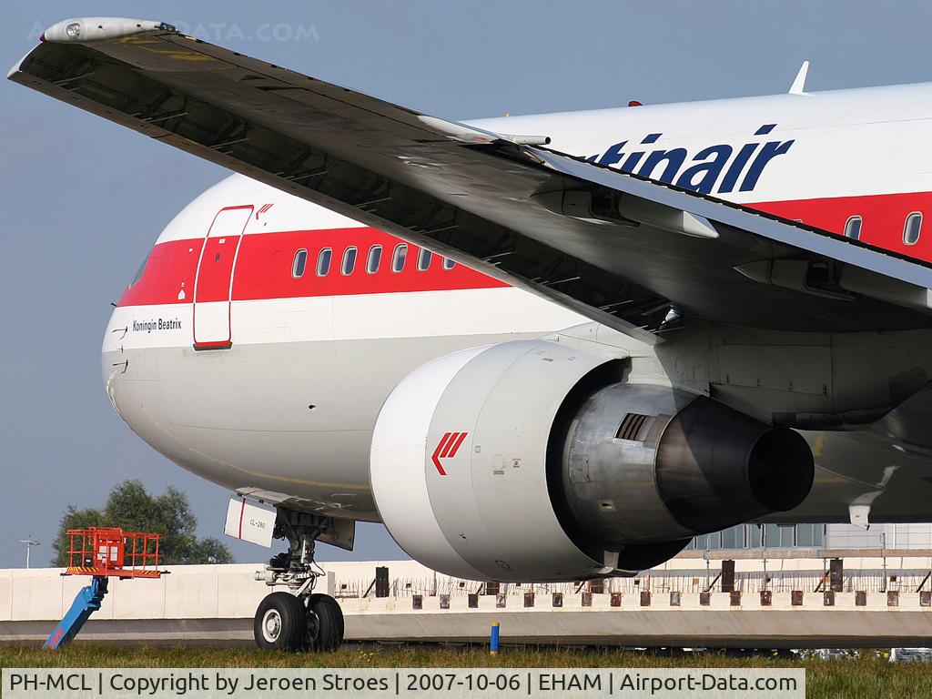 PH-MCL, 1992 Boeing 767-31A/ER C/N 26469, .