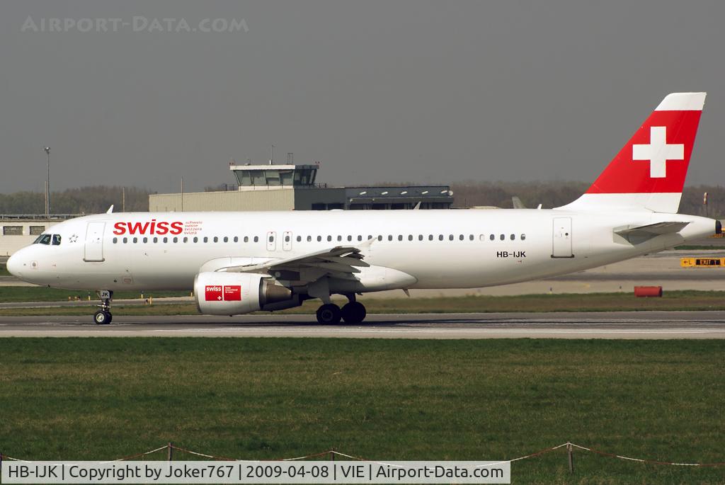HB-IJK, 1996 Airbus A320-214 C/N 596, Swiss Airbus A320-214