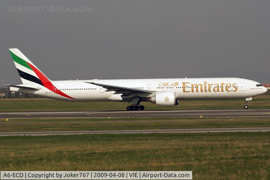 A6-ECD, 2007 Boeing 777-36N/ER C/N 32795, Emirates Boeing 777-31H(ER)