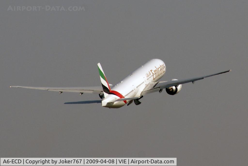 A6-ECD, 2007 Boeing 777-36N/ER C/N 32795, Emirates Boeing 777-31H(ER)