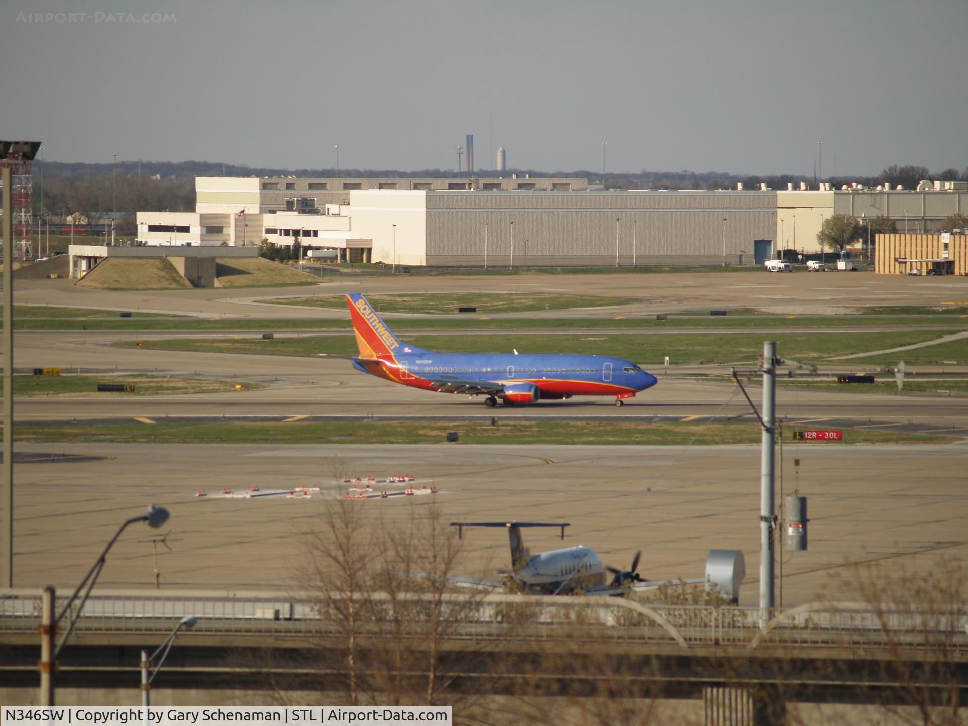 N346SW, 1989 Boeing 737-3H4 C/N 24153, JUST LANDED