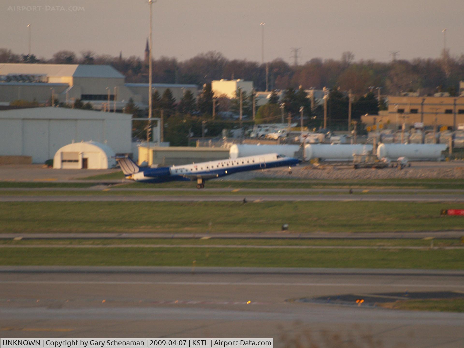 UNKNOWN, , JUST AFTER TAKEOFF