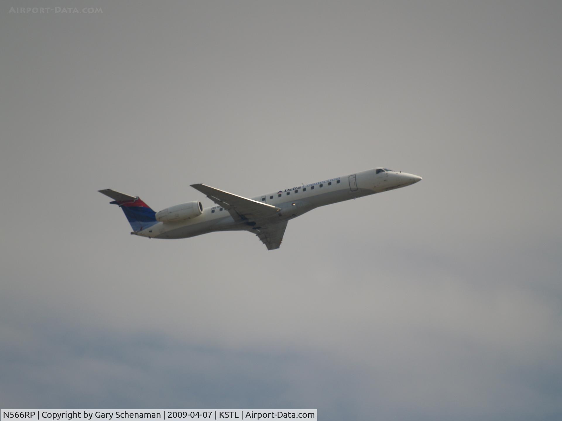 N566RP, 2003 Embraer ERJ-145LR (EMB-145LR) C/N 145691, IN THE AIR