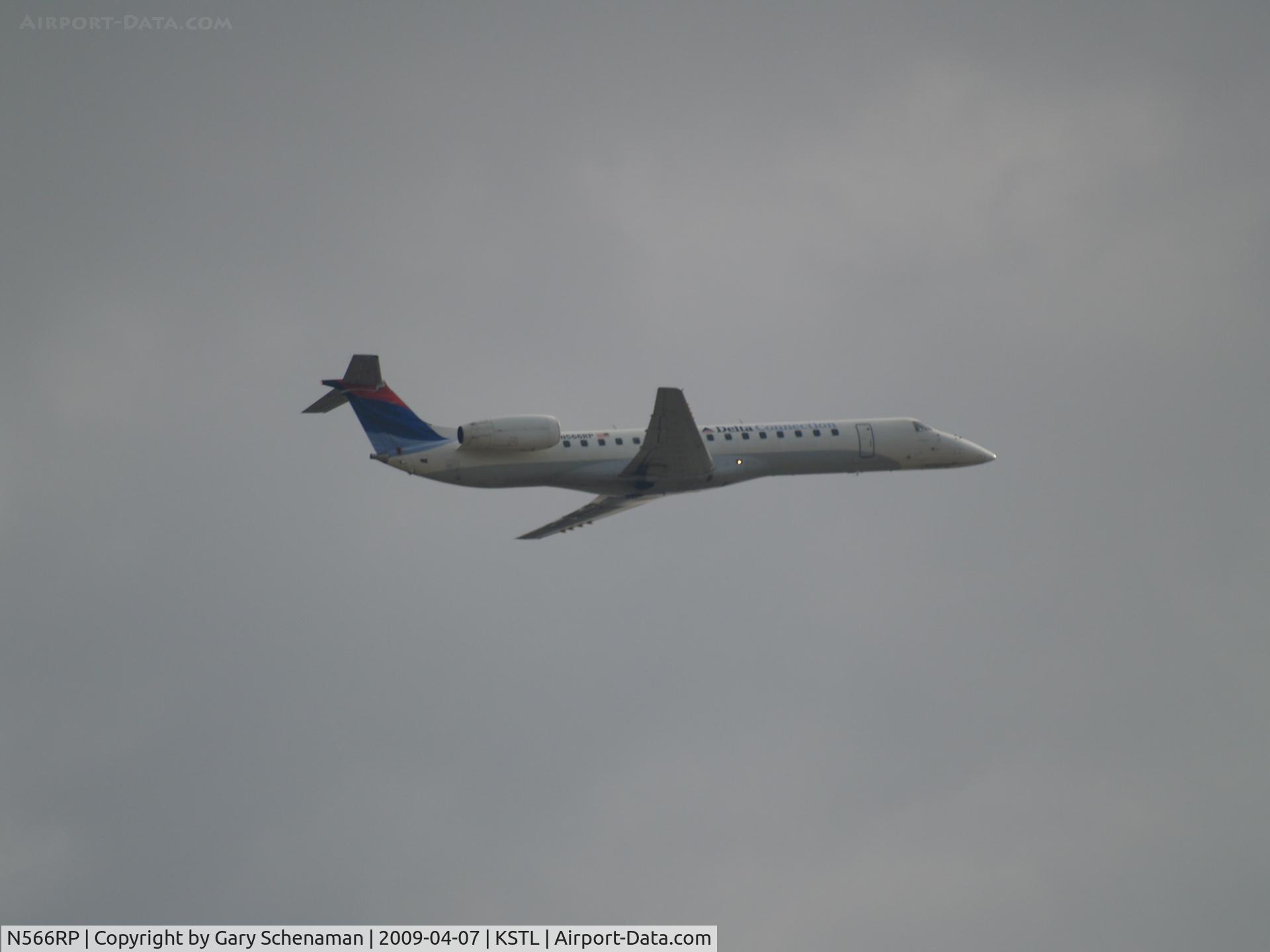 N566RP, 2003 Embraer ERJ-145LR (EMB-145LR) C/N 145691, IN THE AIR