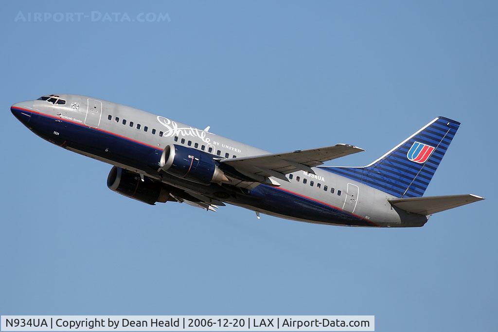 N934UA, 1992 Boeing 737-522 C/N 26662, United Airlines - Shuttle by United - N934UA (FLT UAL278) climbing out from RWY 25R enroute to Louis Armstrong New Orleans Int'l (KMSY).