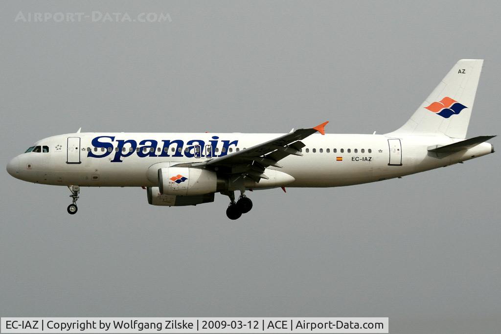 EC-IAZ, 2001 Airbus A320-232 C/N 1631, visitor