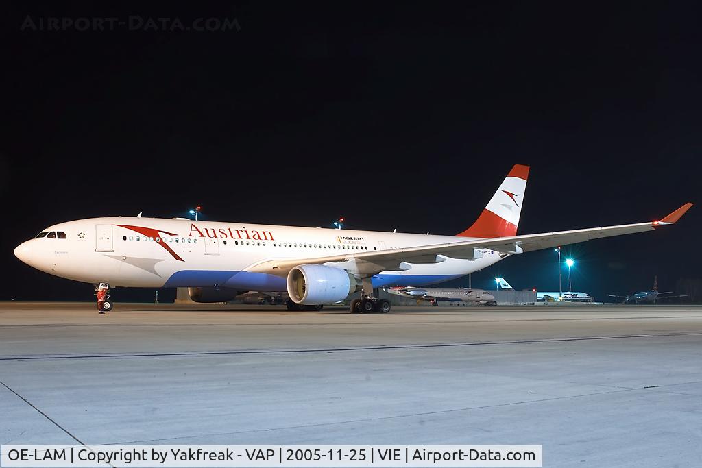 OE-LAM, 1998 Airbus A330-223 C/N 223, Austrian Airlines Airbus 330-200
