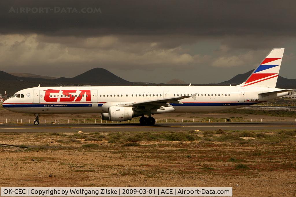 OK-CEC, 1997 Airbus A321-211 C/N 674, visitor