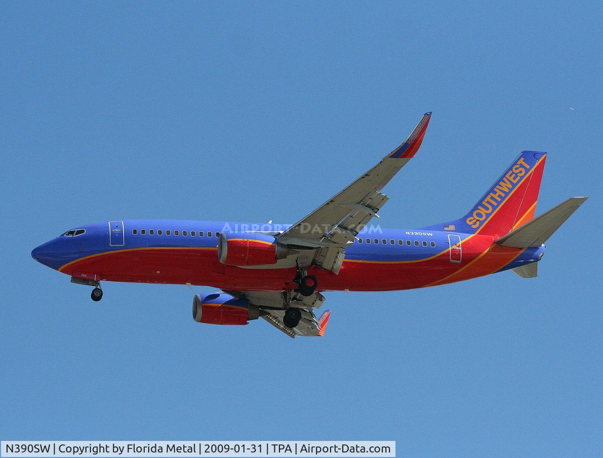 N390SW, 1994 Boeing 737-3H4 C/N 26593, Southwest 737-300