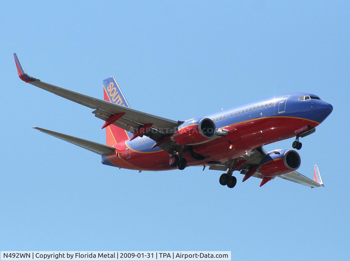 N492WN, 2004 Boeing 737-7H4 C/N 33866, Southwest 737-700