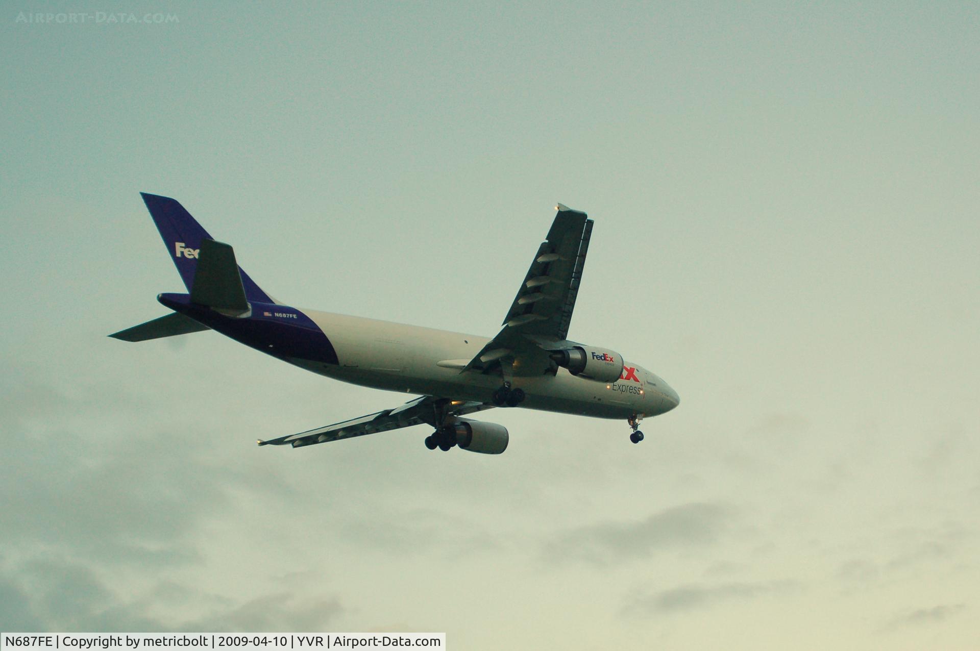 N687FE, 2007 Airbus A300F4-605R C/N 0873, Early morning arrival from Memphis