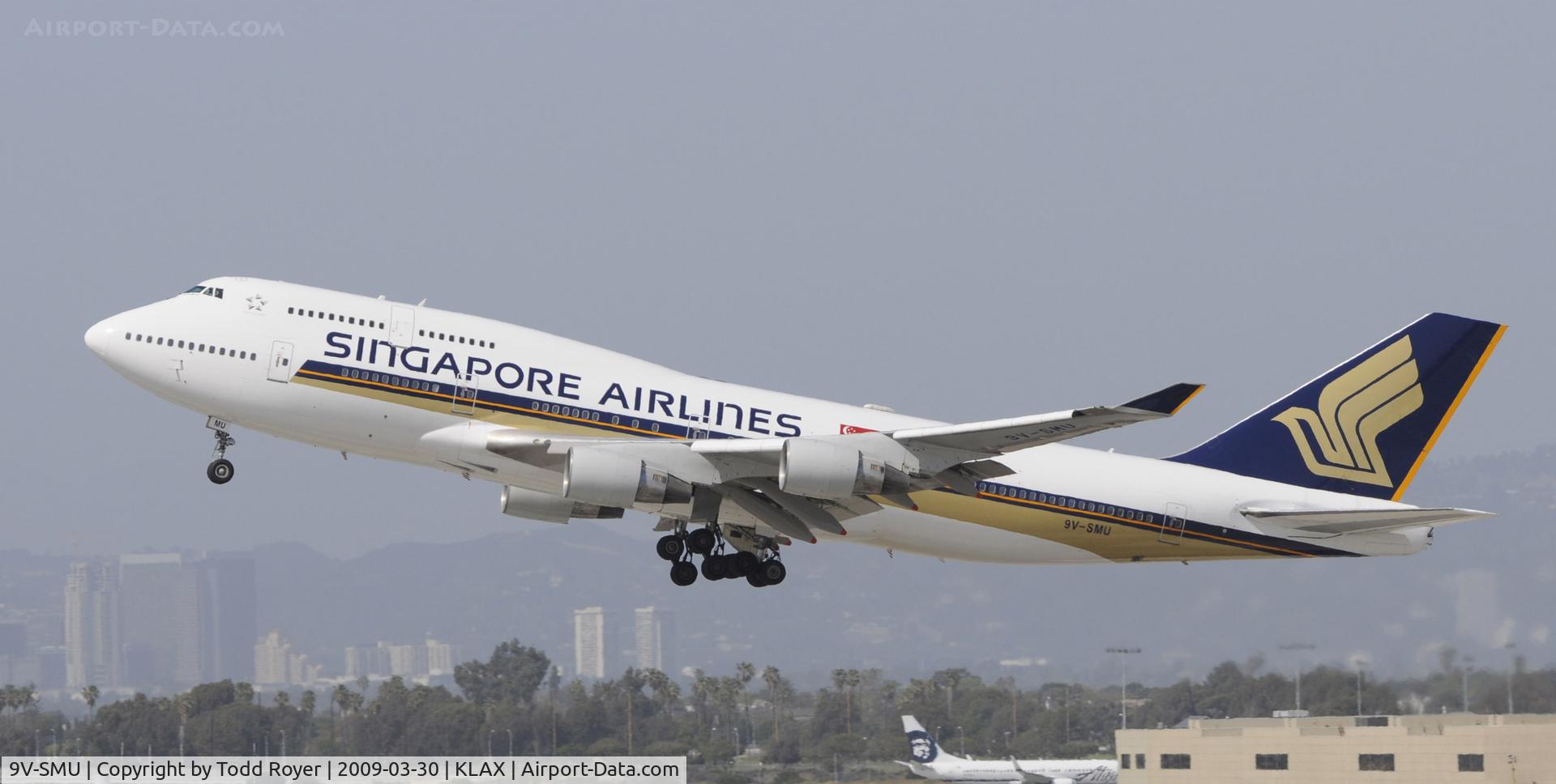 9V-SMU, 1993 Boeing 747-412 C/N 27068, Departing LAX on 25R