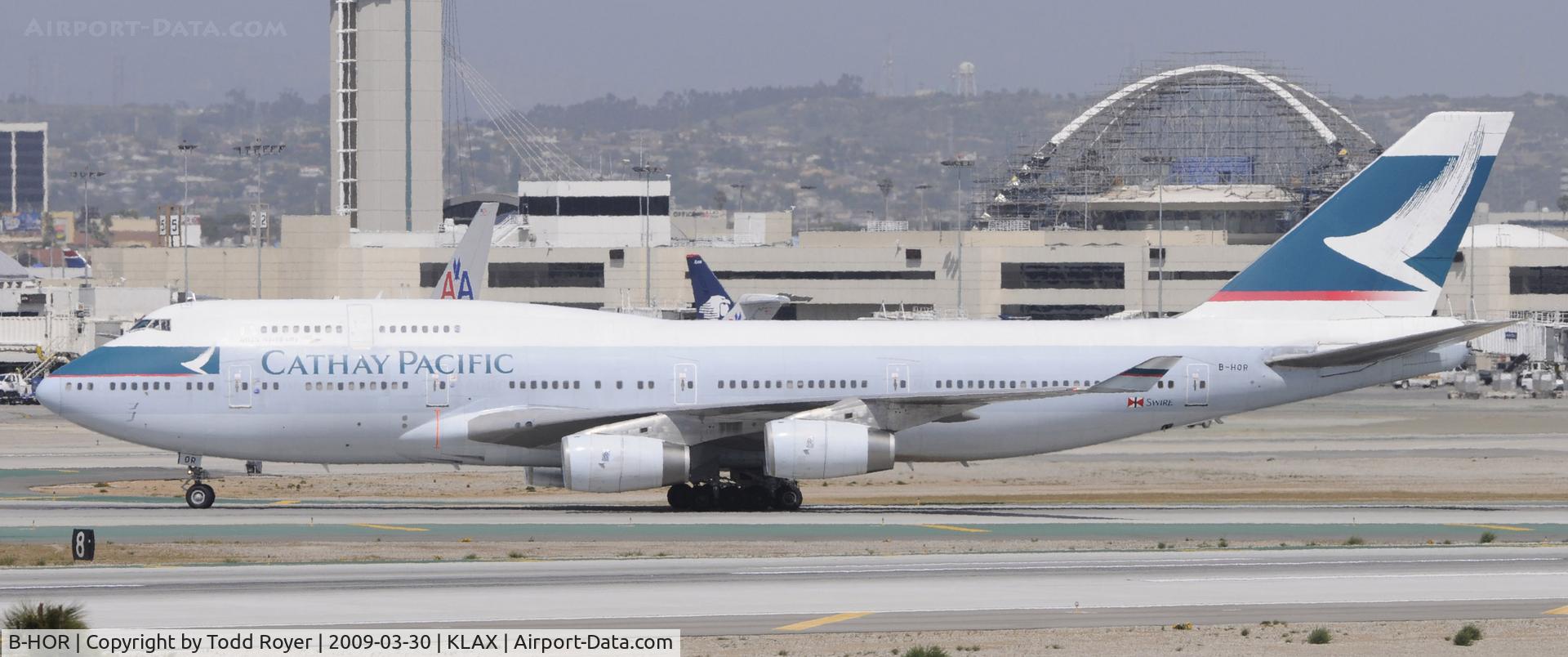 B-HOR, 1990 Boeing 747-467 C/N 24631, Taxi to gate