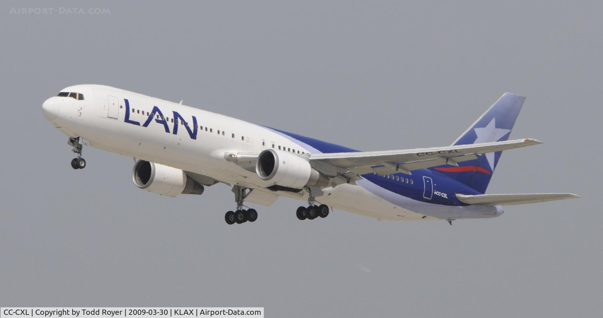 CC-CXL, 1995 Boeing 767-316/ER C/N 26265, Departing LAX on 25R