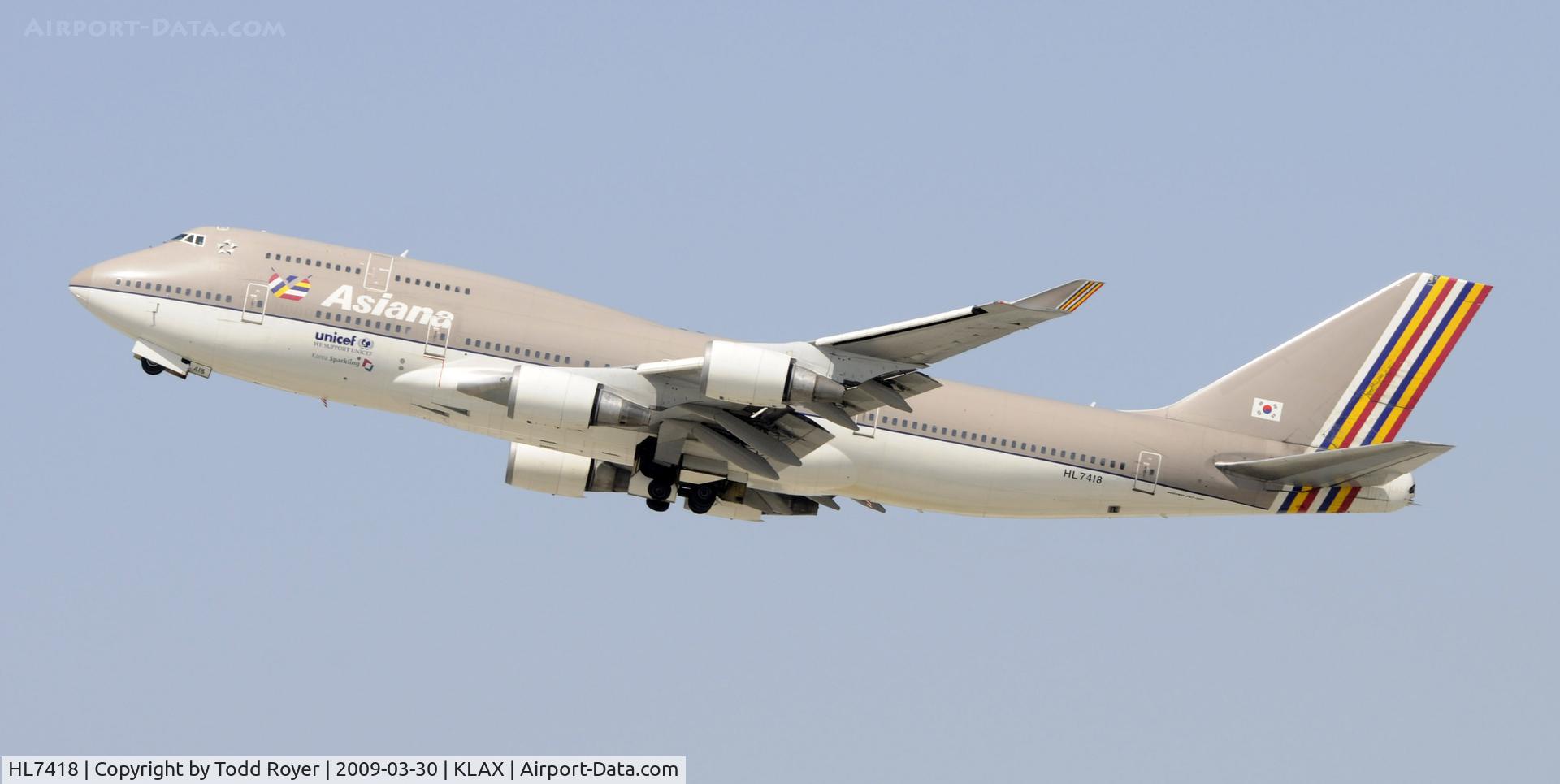 HL7418, 1994 Boeing 747-48E C/N 25780, Departing LAX on 25R