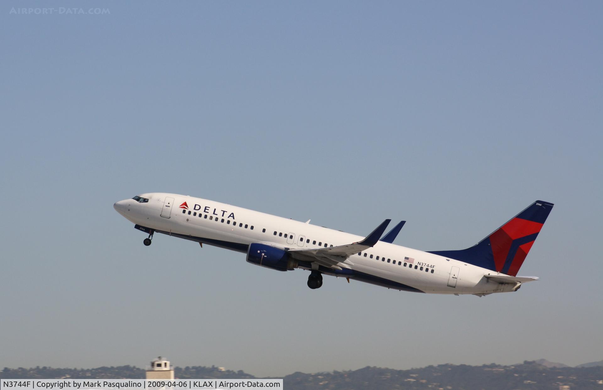 N3744F, 2001 Boeing 737-832 C/N 30837, Boeing 737-800