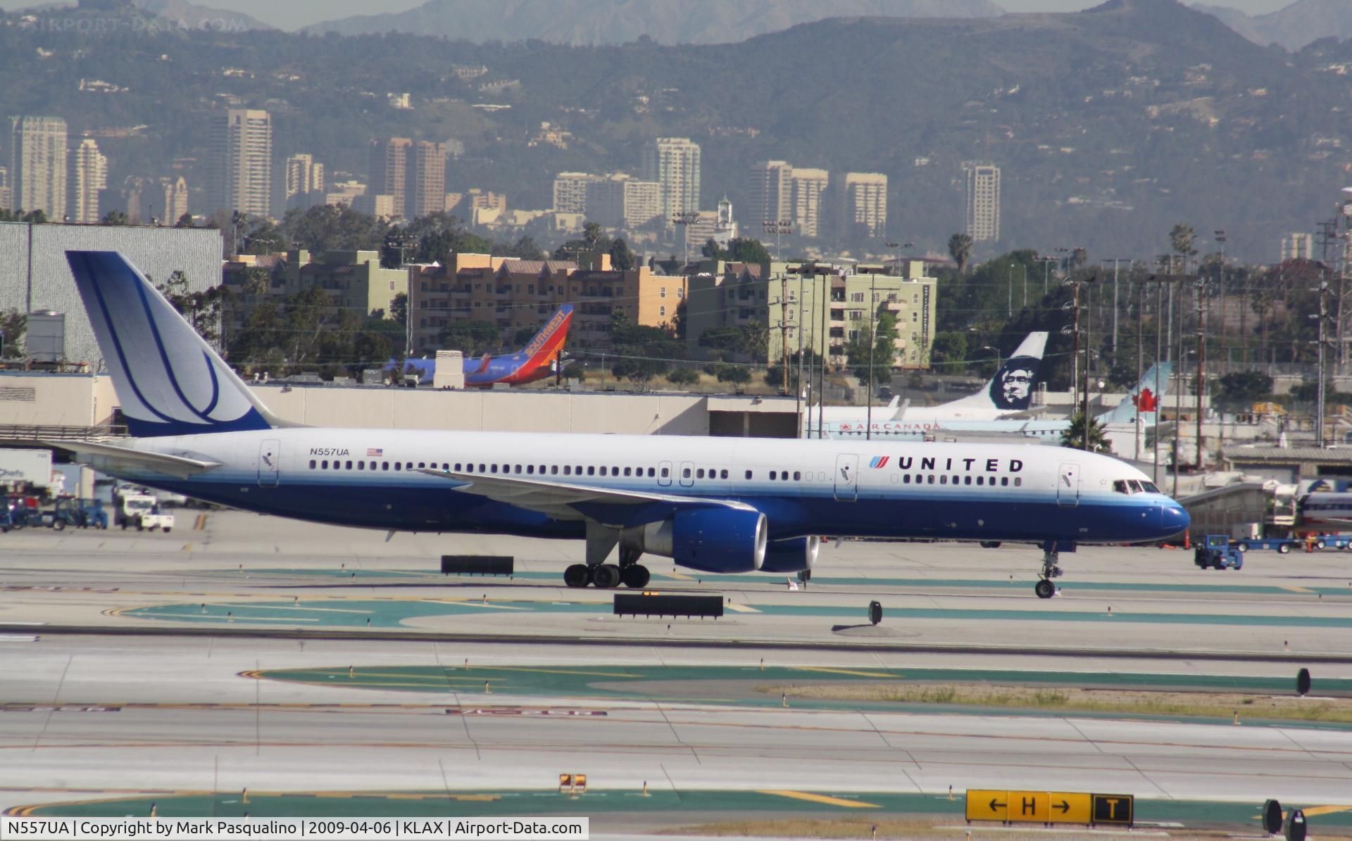 N557UA, 1992 Boeing 757-222 C/N 26653, Boeing 757-200