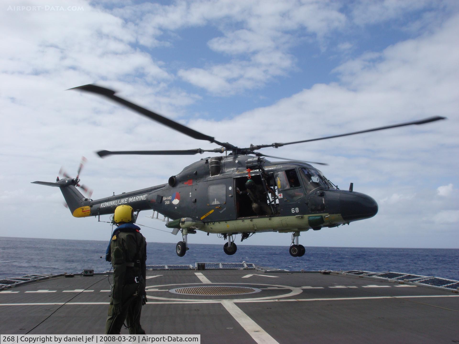 268, 1979 Westland Lynx SD-14D C/N 105, lift off
