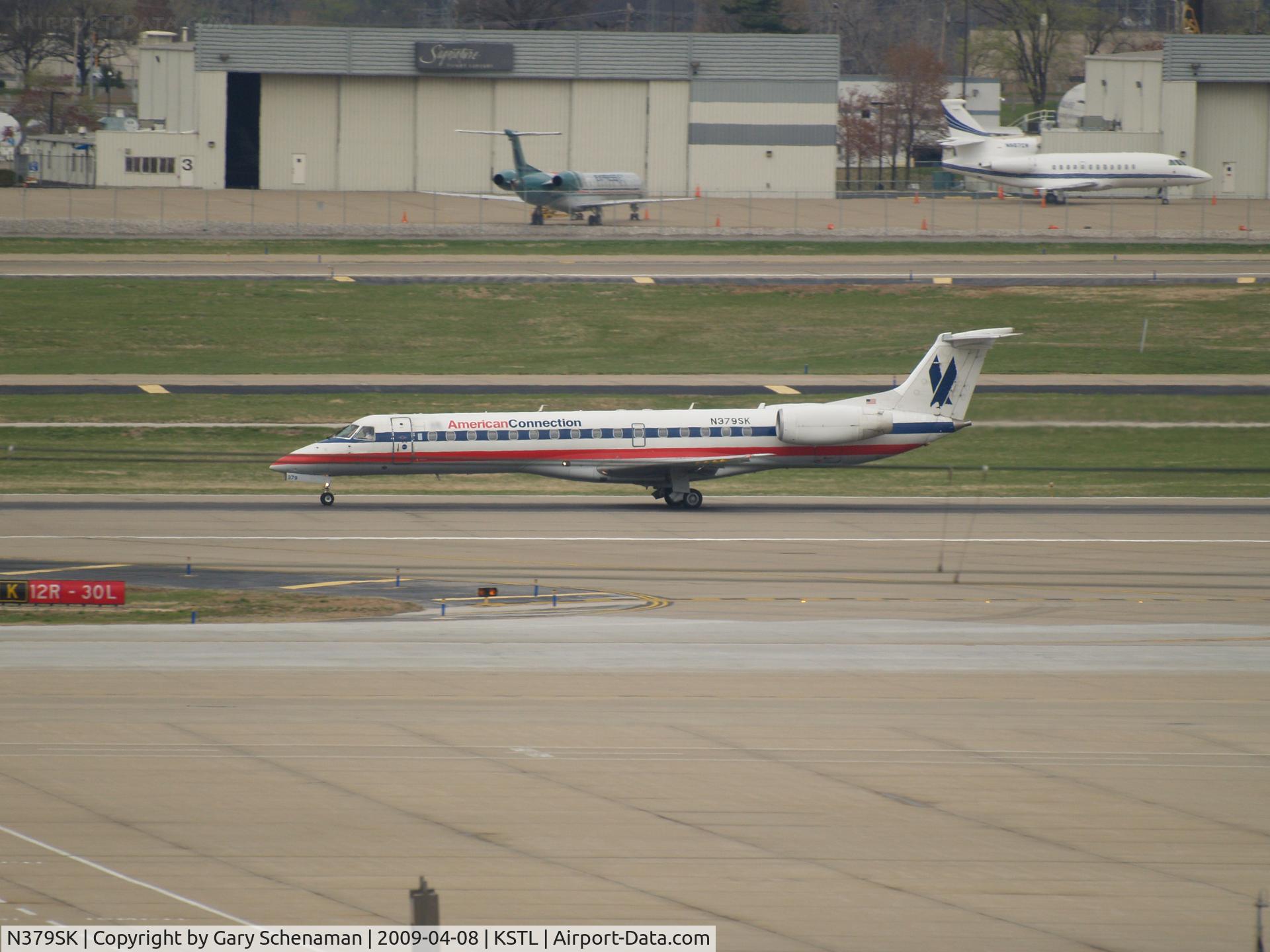 N379SK, 2002 Embraer ERJ-140LR (EMB-135KL) C/N 145606, TAKING OFF AT ST. LOUIS