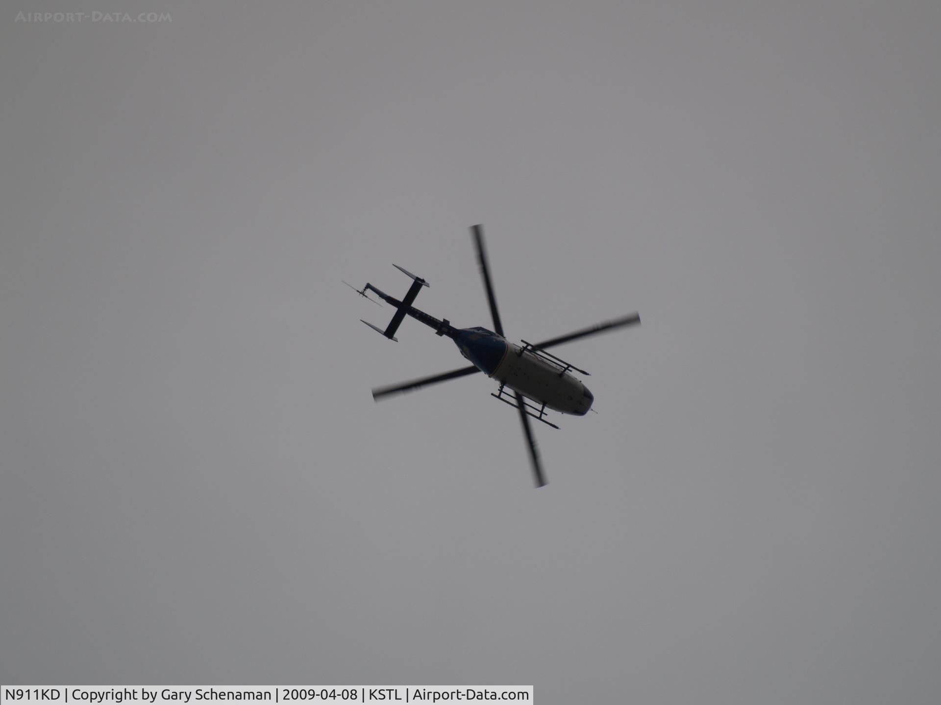 N911KD, 1991 Eurocopter-Kawasaki BK-117B-2 C/N 7237, DOWNTOWN ST. LOUIS.  OVER BUSCH FIELD