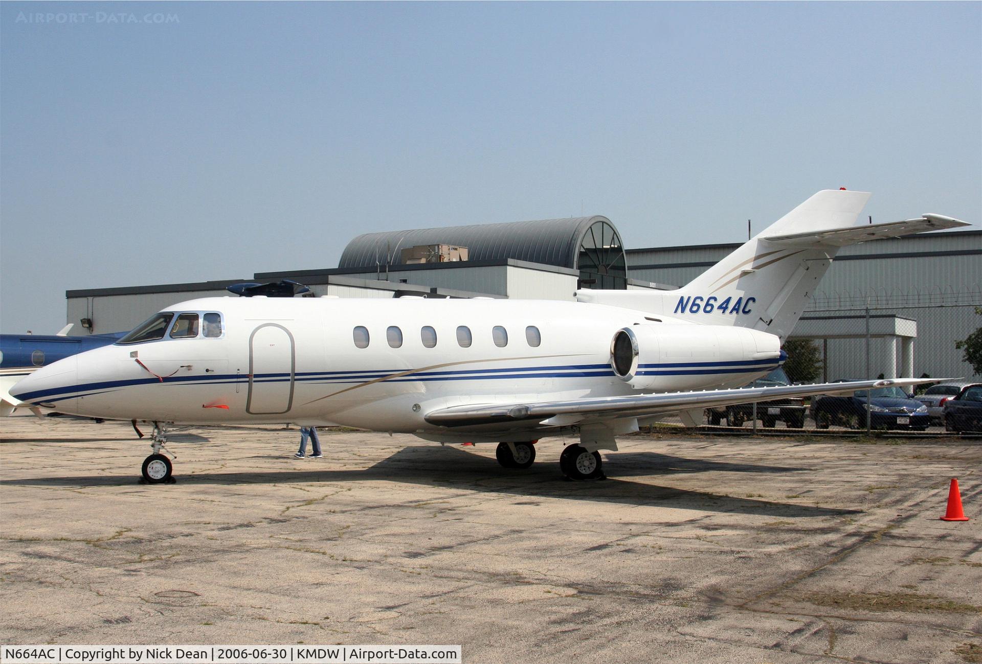N664AC, 2001 Raytheon Hawker 800XP C/N 258566, KMDW