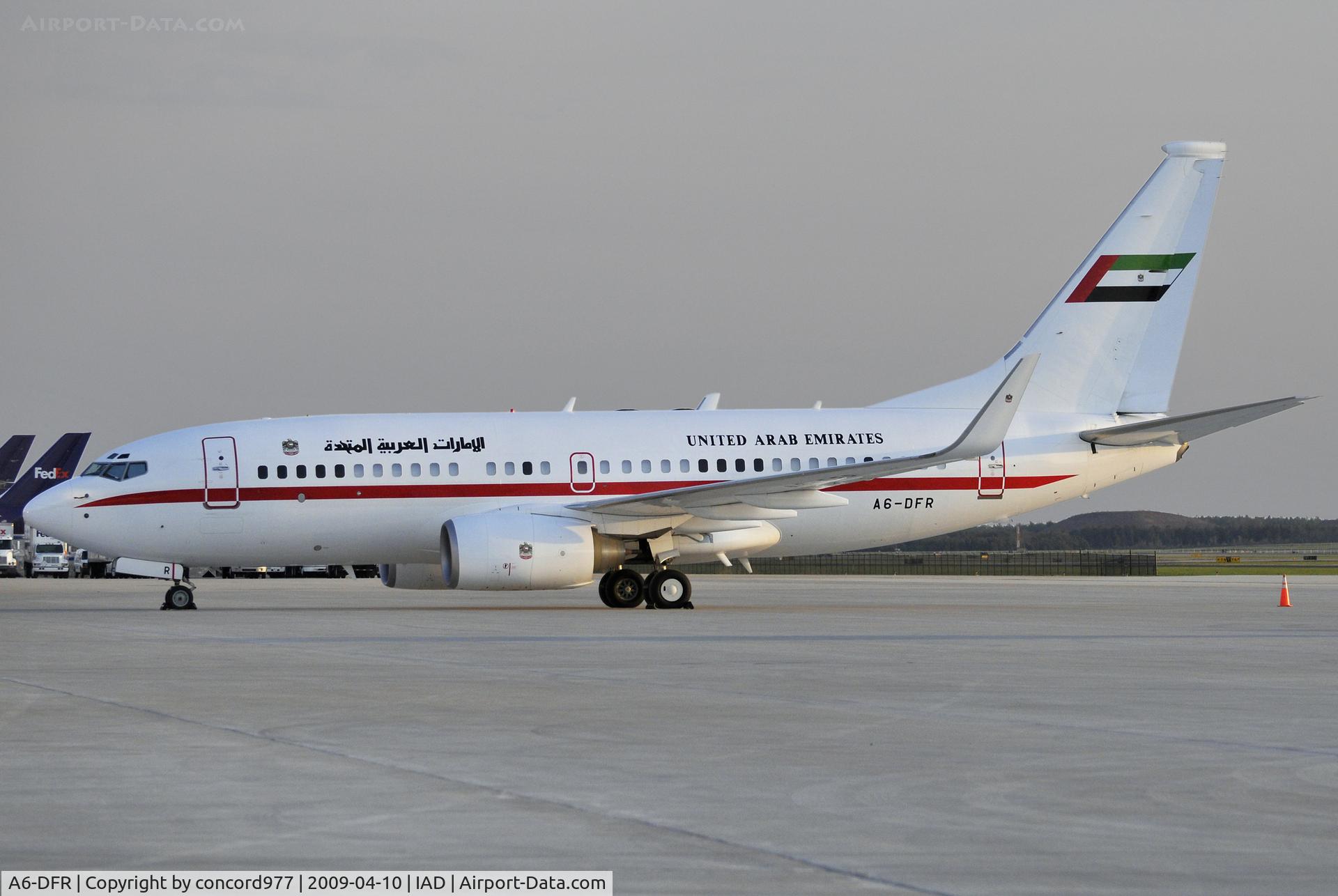 A6-DFR, 2001 Boeing 737-7BC C/N 30884, United Arab Emirates 737-7BC (BBJ)
