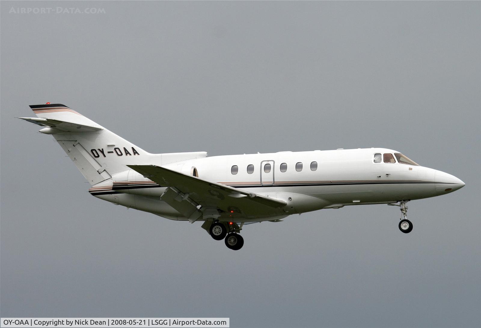 OY-OAA, 2003 Raytheon Hawker 800XP C/N 258645, LSGG