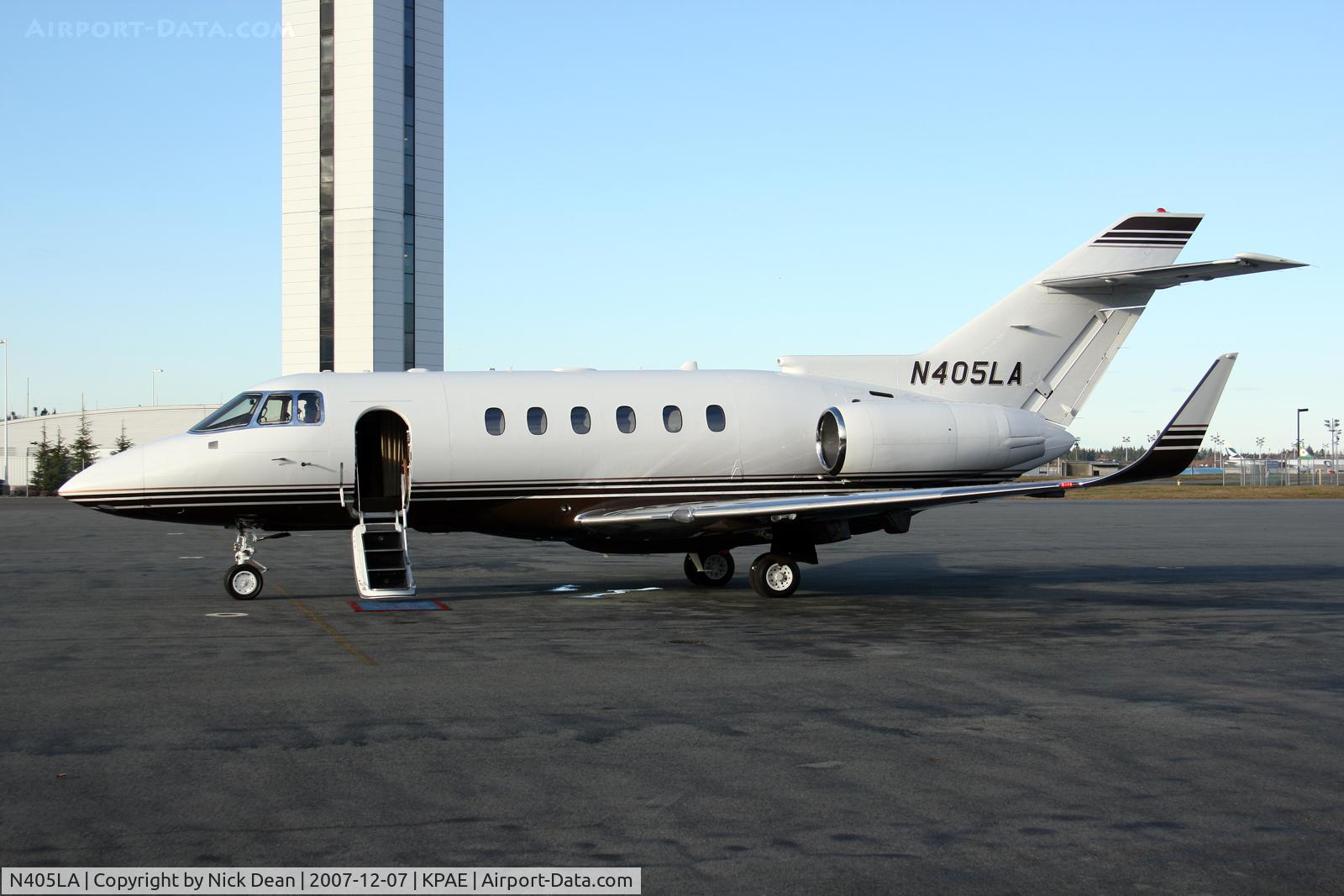 N405LA, 2005 Raytheon Hawker 800XP C/N 258726, KPAE