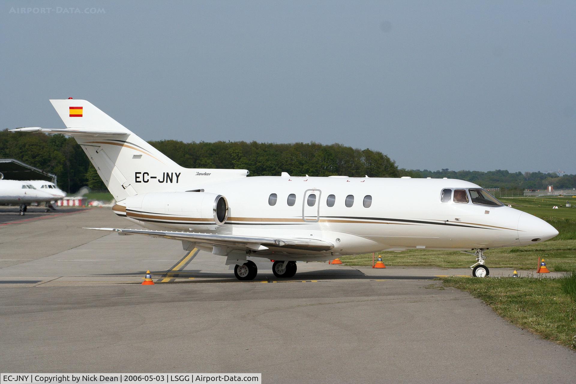 EC-JNY, 2005 Raytheon Hawker 800XP C/N 258748, LSGG