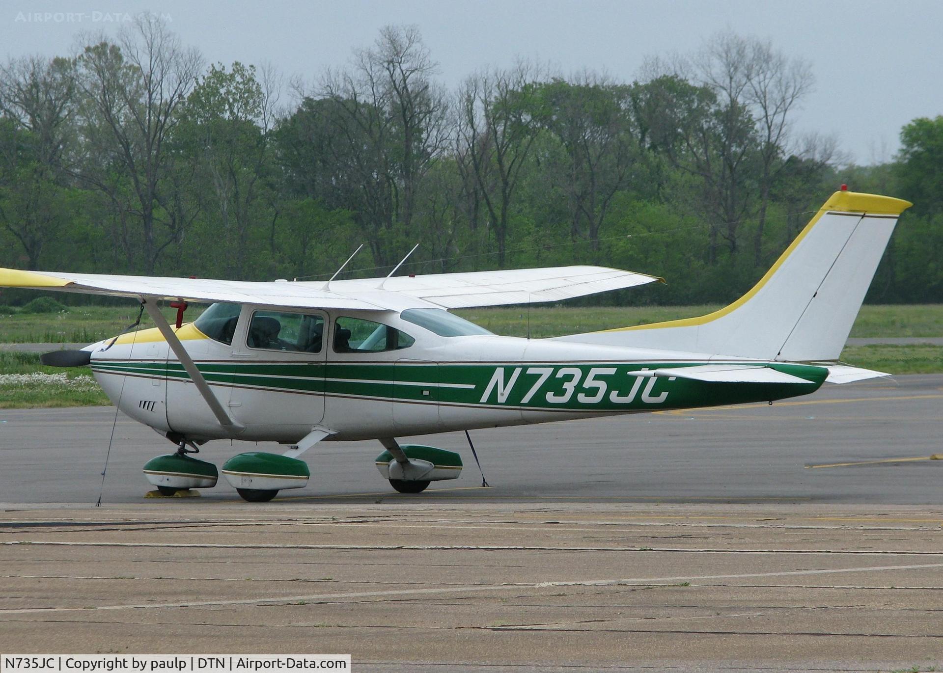 N735JC, 1977 Cessna 182Q Skylane C/N 18265452, Parked at Downtown Shreveport.