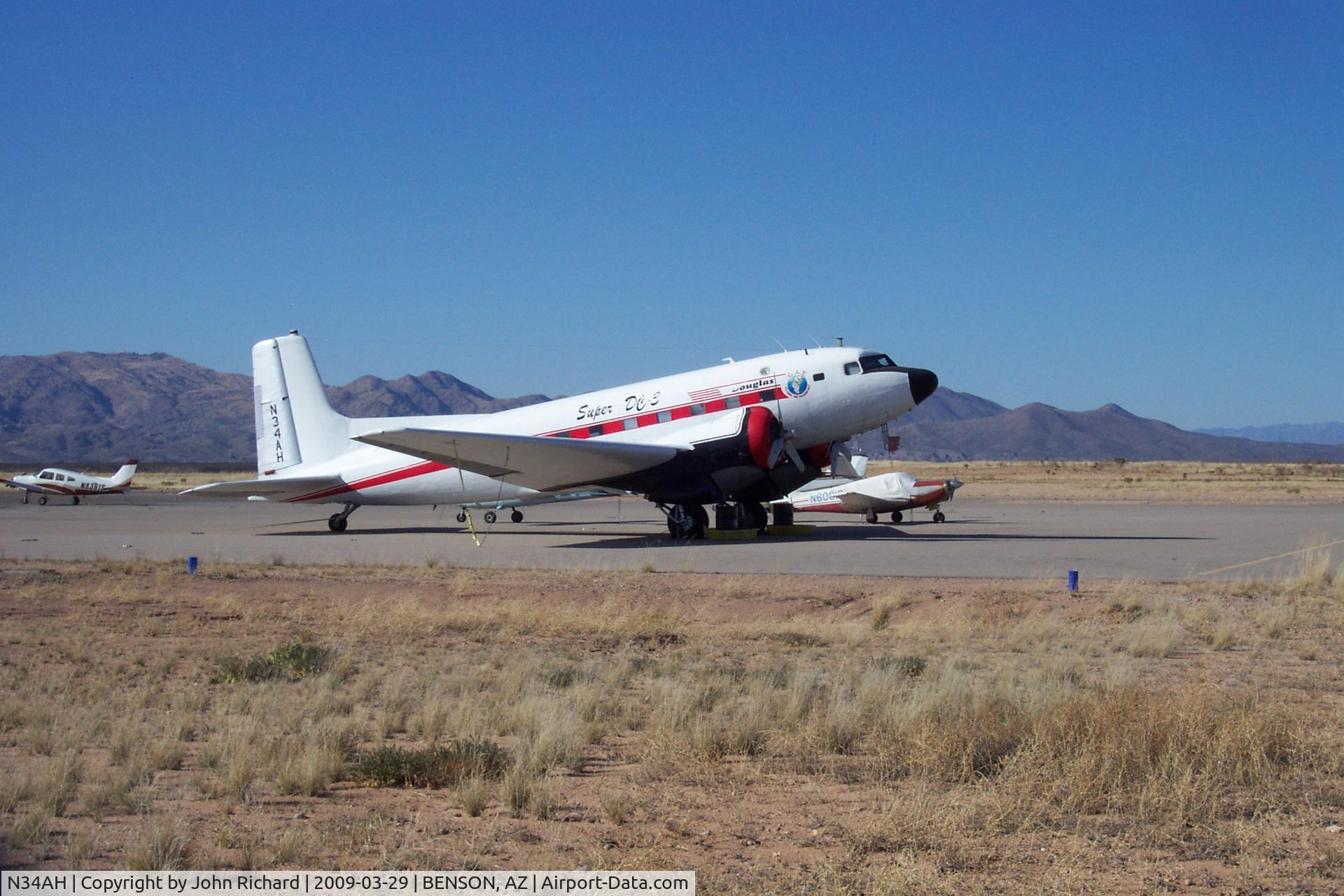 N34AH, 1952 Douglas Super R4D-8 (C-117D) C/N 43360, Super DC-3