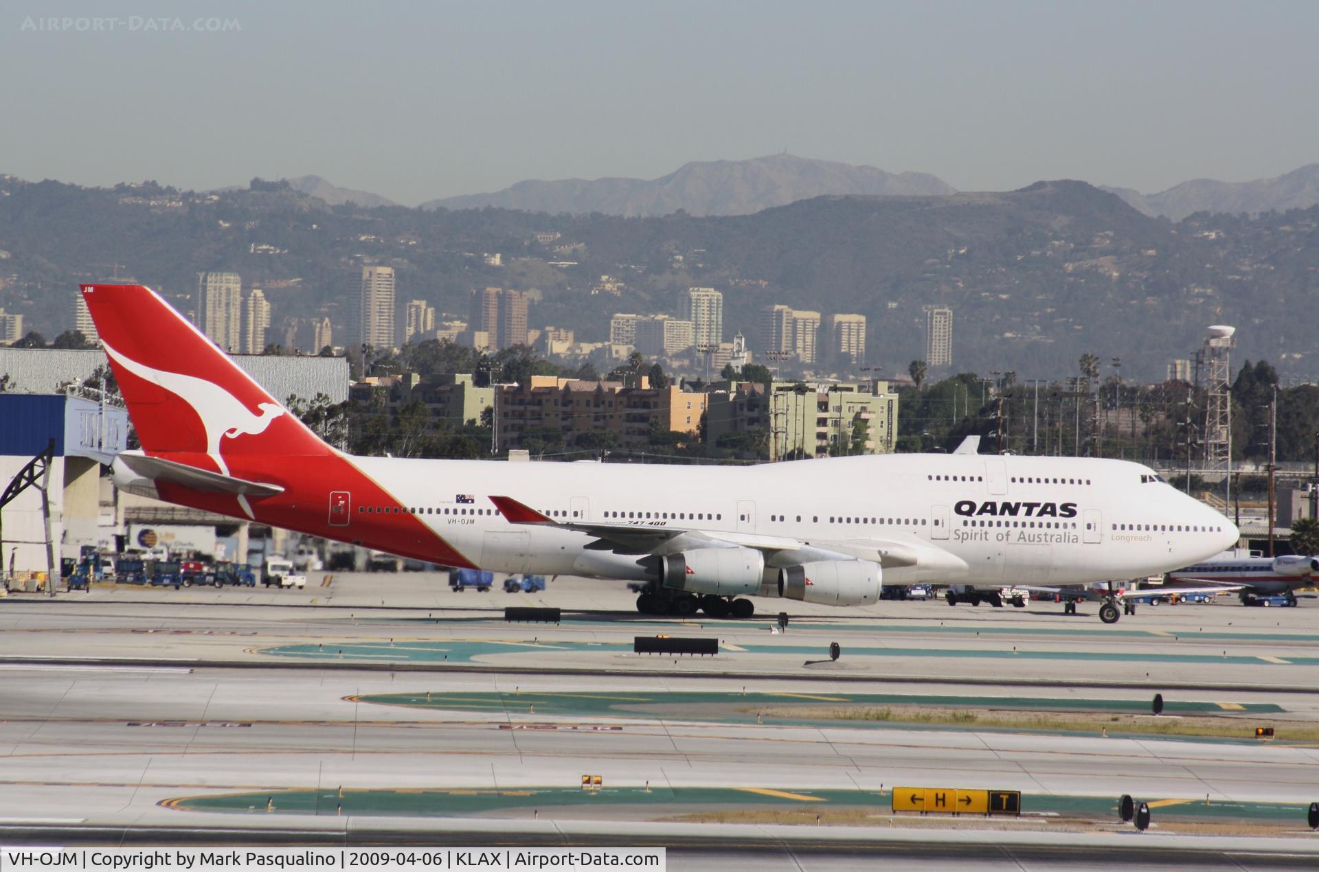 VH-OJM, 1991 Boeing 747-438 C/N 25245, Boeing 747-400