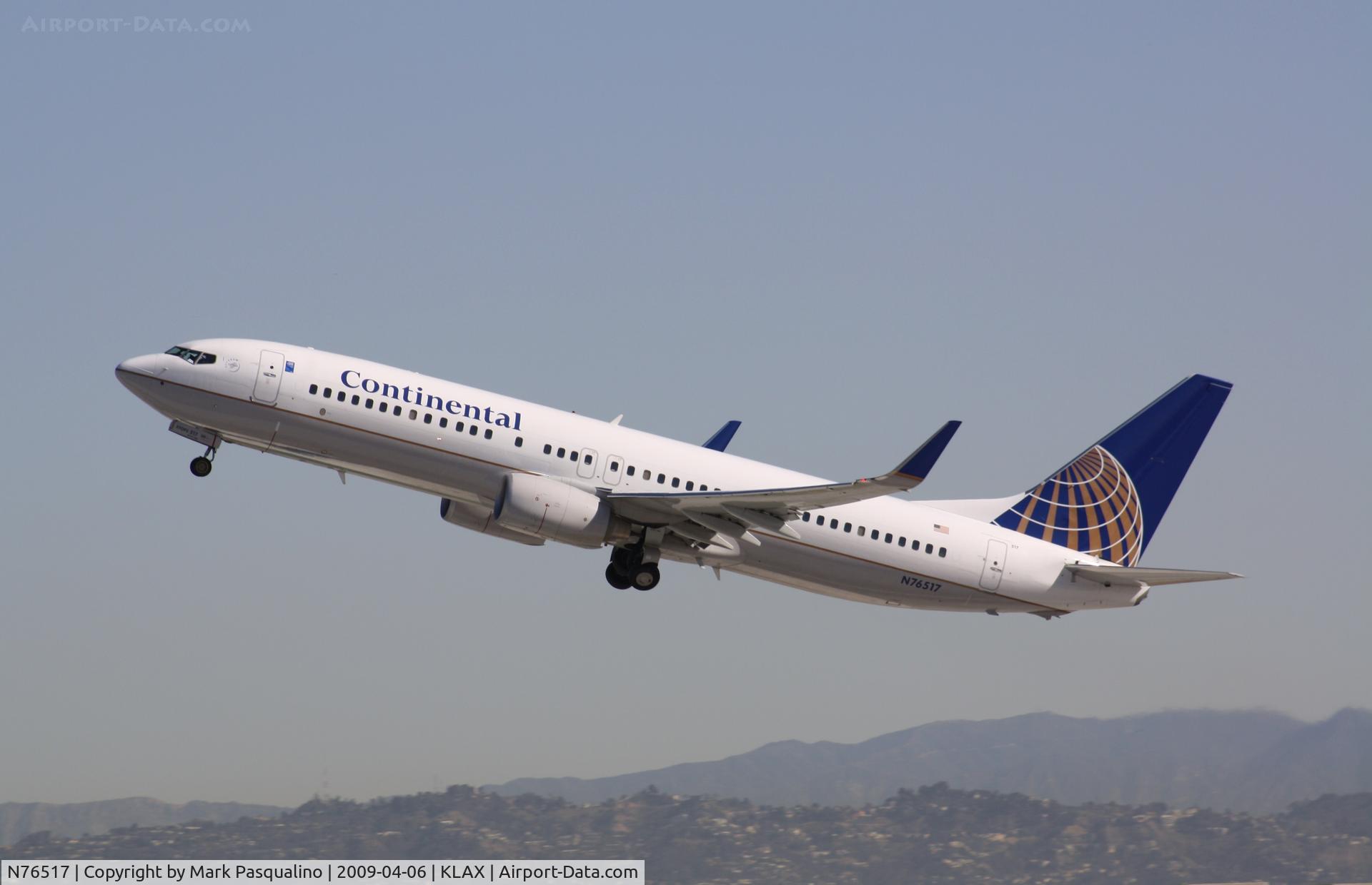 N76517, 2008 Boeing 737-824 C/N 31628, Boeing 737-800