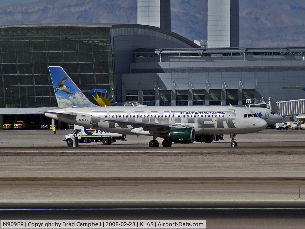 N909FR, 2002 Airbus A319-111 C/N 1761, Frontier Airlines - 'Lucy - Canada Goose' (Retired) / 2002 Airbus A319-111