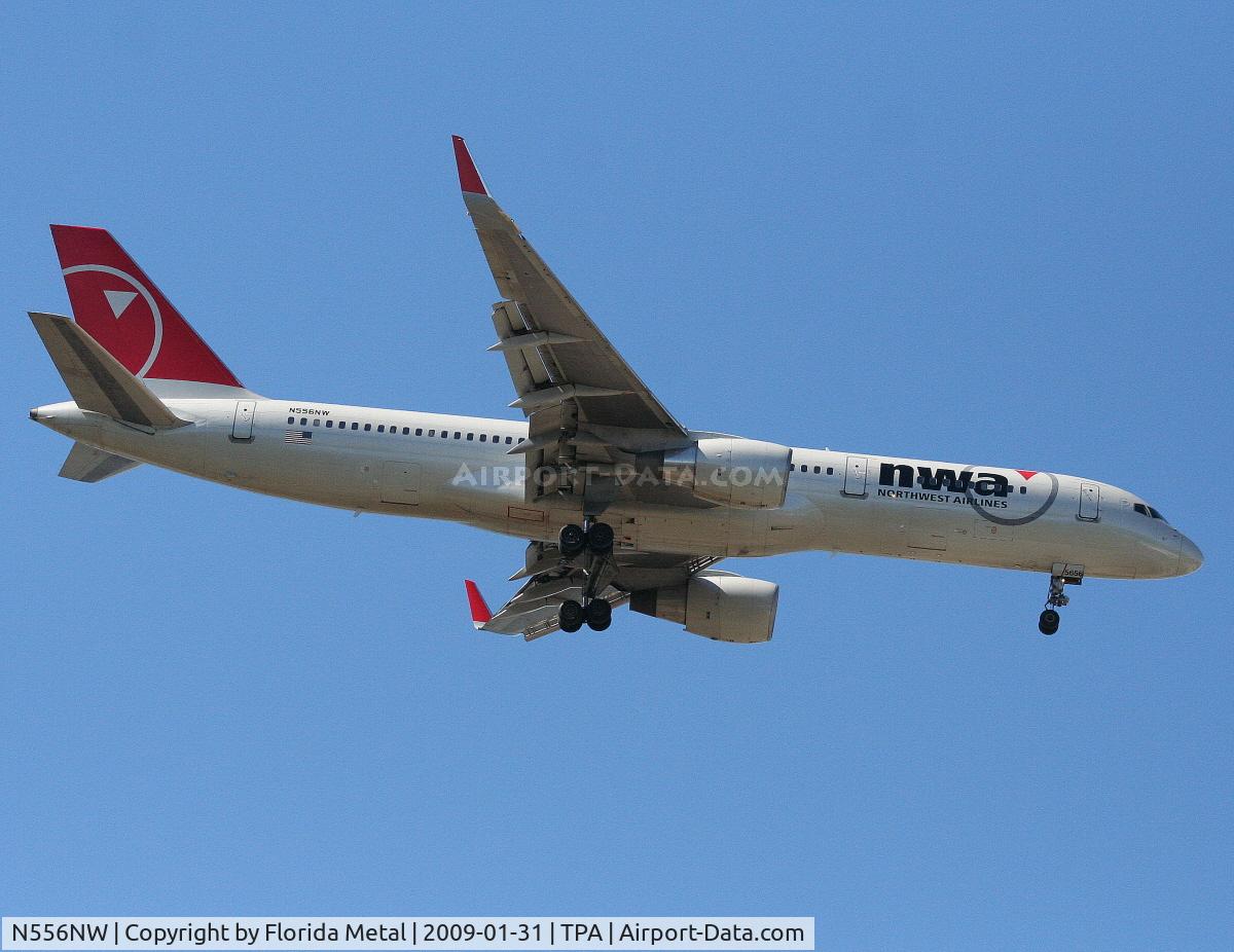 N556NW, 2002 Boeing 757-251 C/N 33392, Northwest 757-200