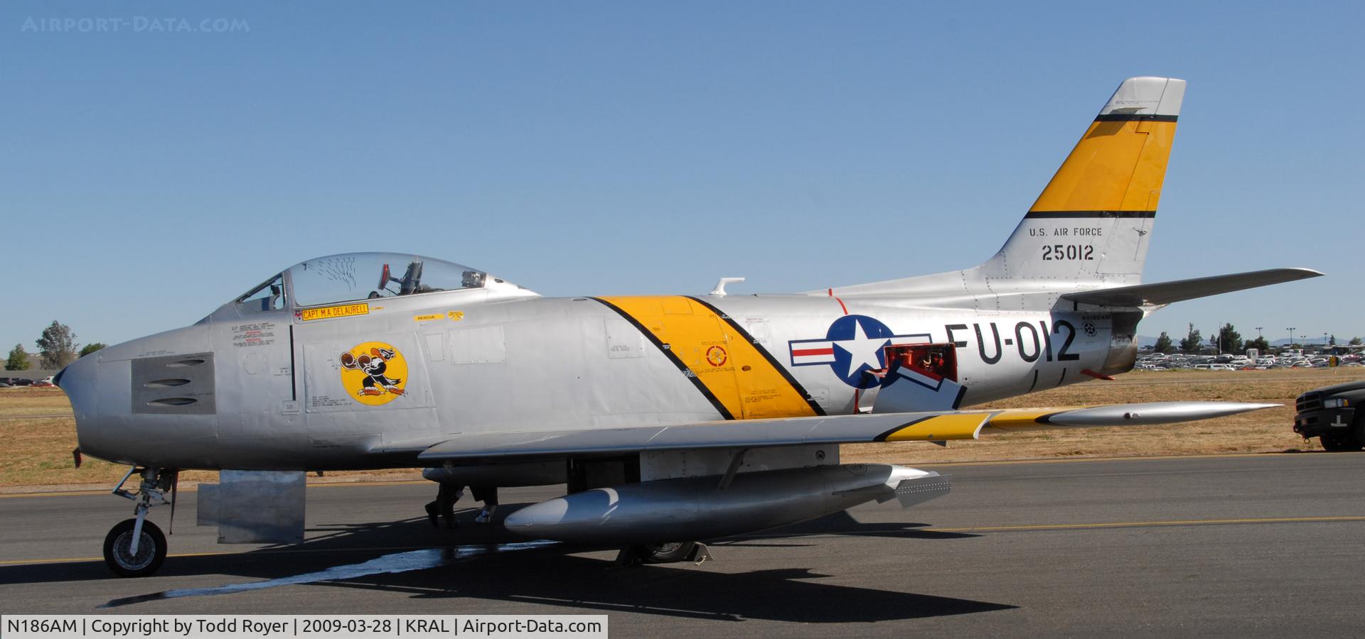 N186AM, 1952 North American F-86F Sabre C/N 191-708, Riverside Airshow 2009