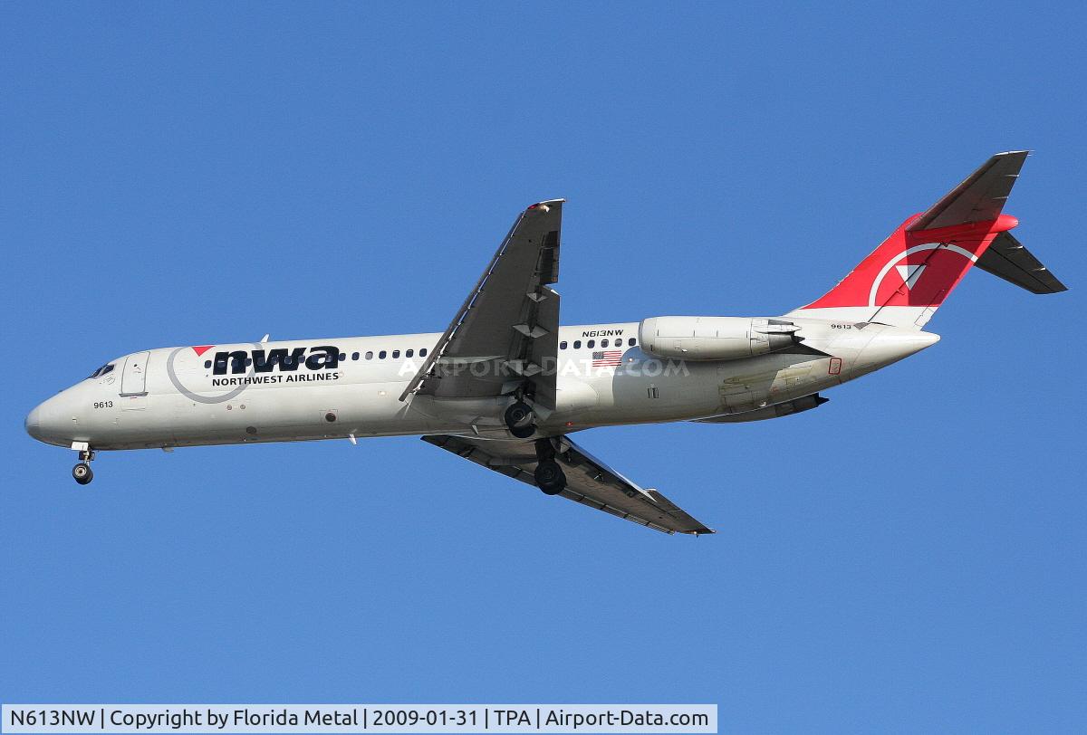 N613NW, 1969 Douglas DC-9-32 C/N 47438, Northwest DC-9-32