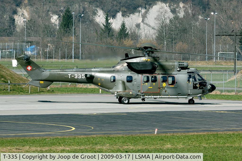 T-335, 2001 Eurocopter AS-532UL Cougar C/N 2537/MIS020, The Swiss Super Pumas and Cougars were bought in three batches. Aparently the helo does work well in the Alpine region.