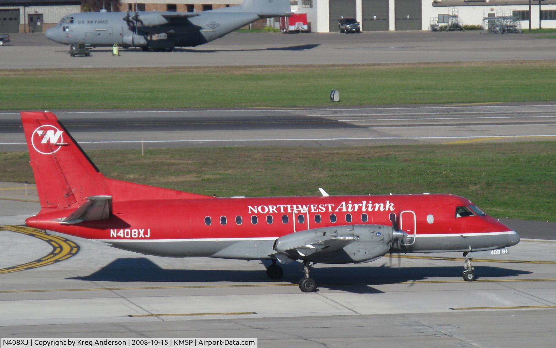 N408XJ, 1996 Saab 340B C/N 340B-408, Saab 340 after landing at KMSP.