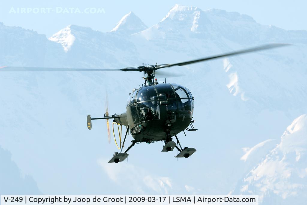 V-249, F+W Emmen SE-3160 Alouette III C/N 125/1071, The good old Alouette is in service for over 40 years now, but is still a well performing work horse.