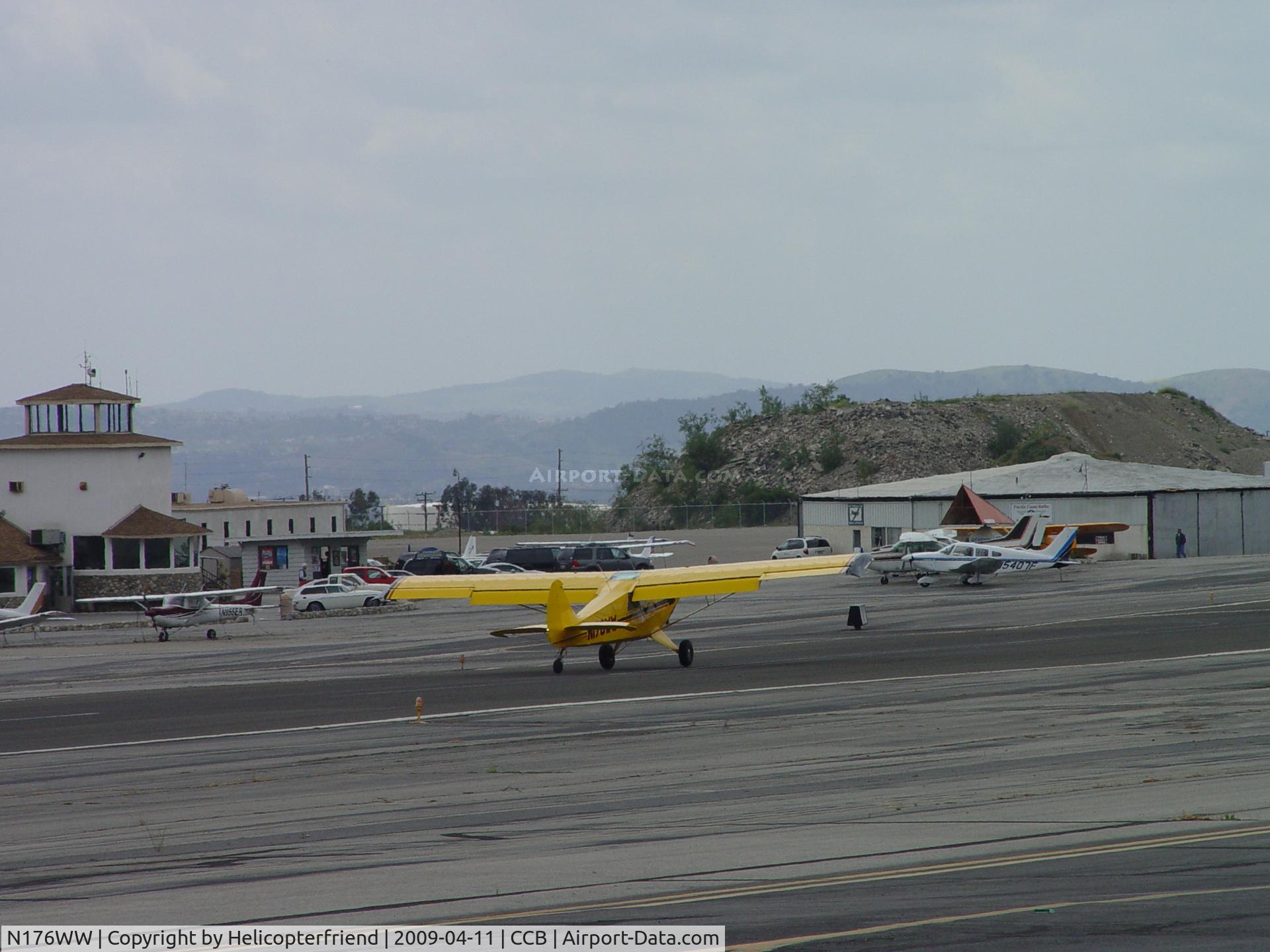 N176WW, 2006 Aviat A-1B Husky C/N 2377, Rolling out from landing