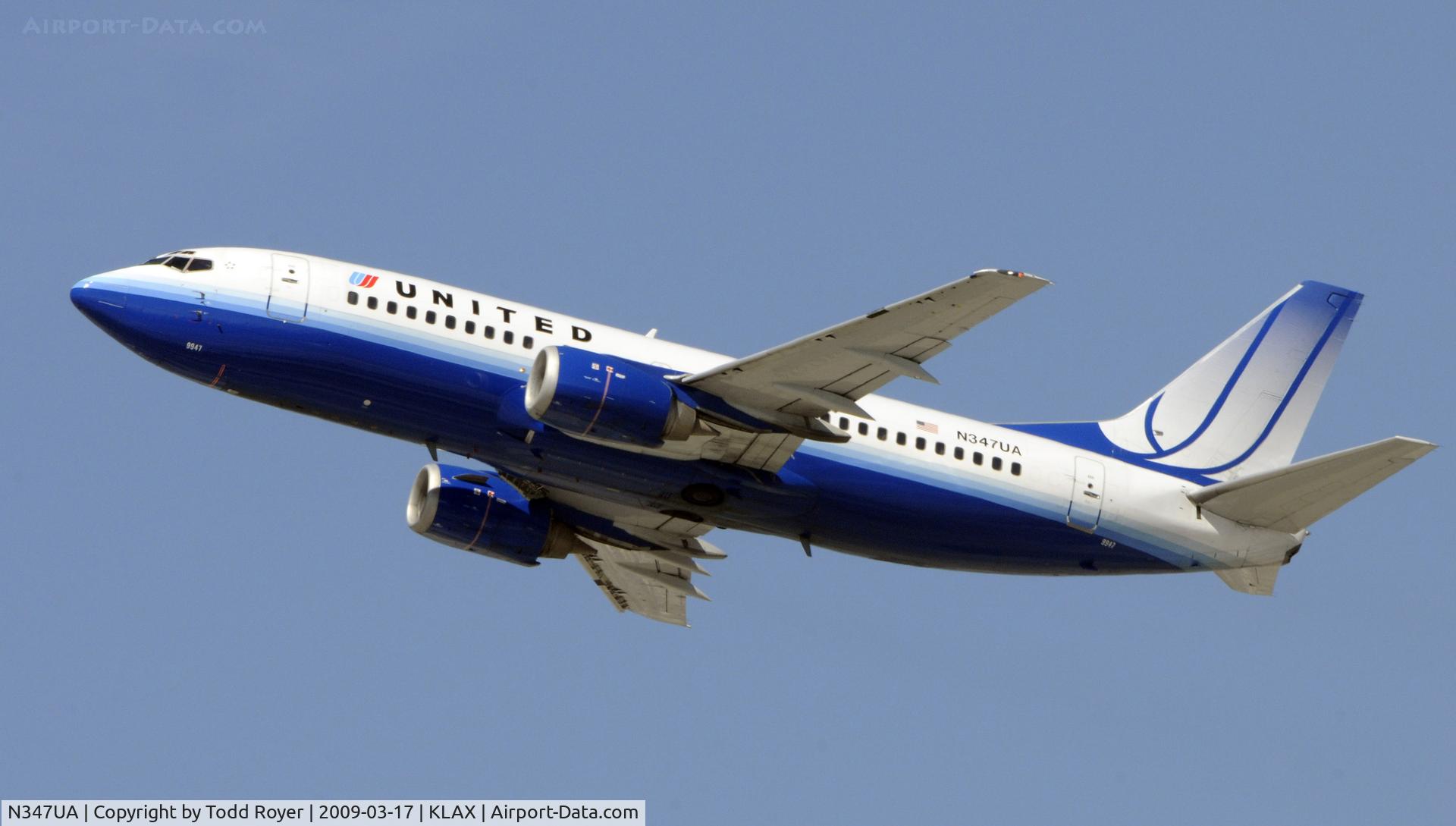 N347UA, 1988 Boeing 737-322 C/N 24251, Departing LAX on 25R