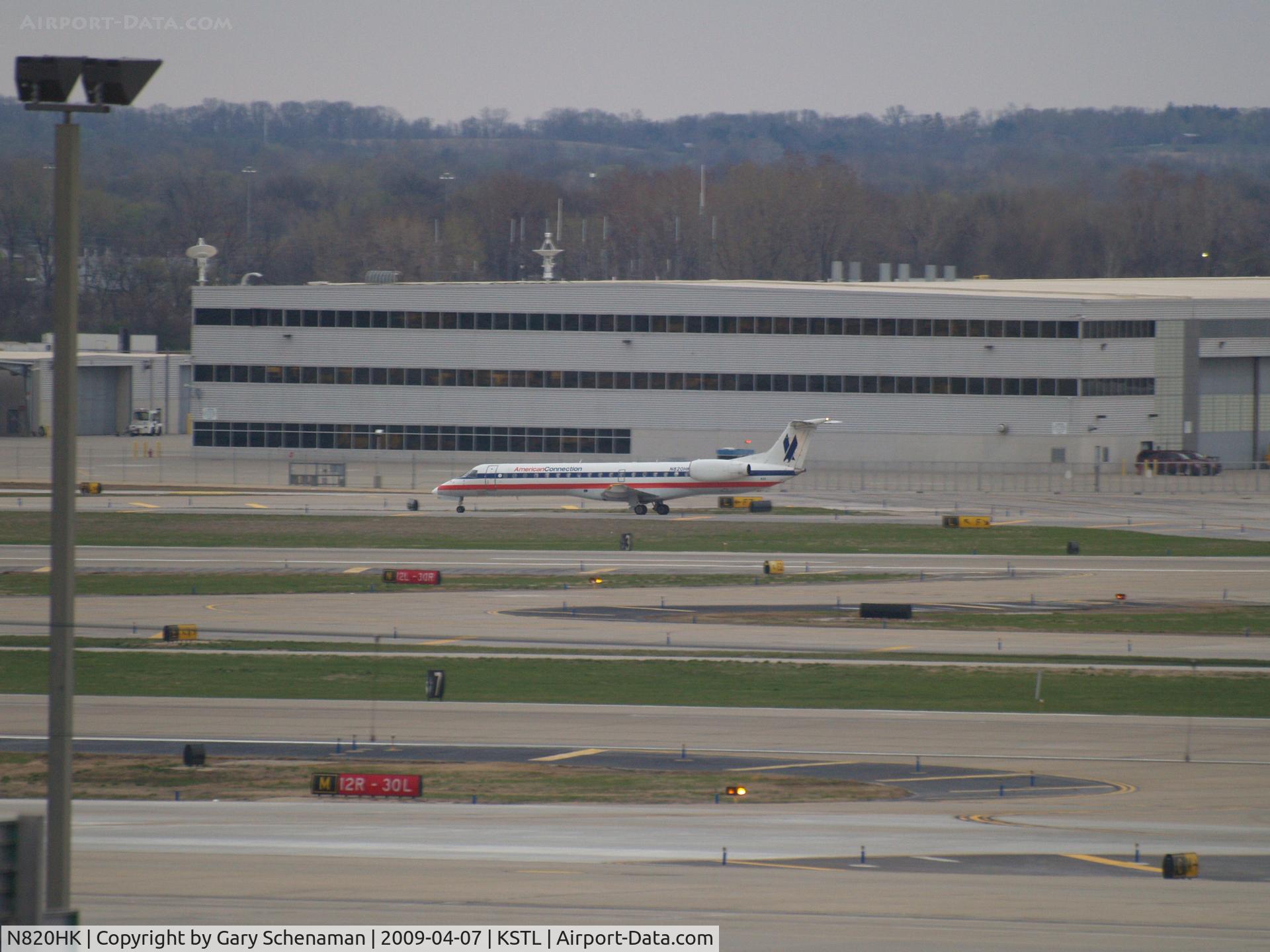 N820HK, 1998 Embraer EMB-145EP (ERJ-145EP) C/N 145064, AT FAR END OF ST. LOUIS KSTL