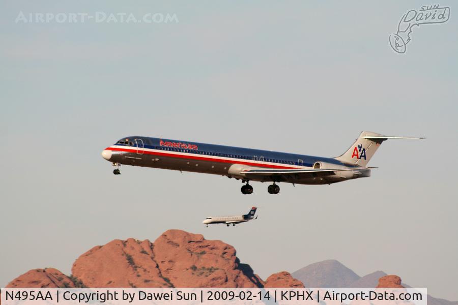 N495AA, 1989 McDonnell Douglas MD-82 (DC-9-82) C/N 49733, N495AA