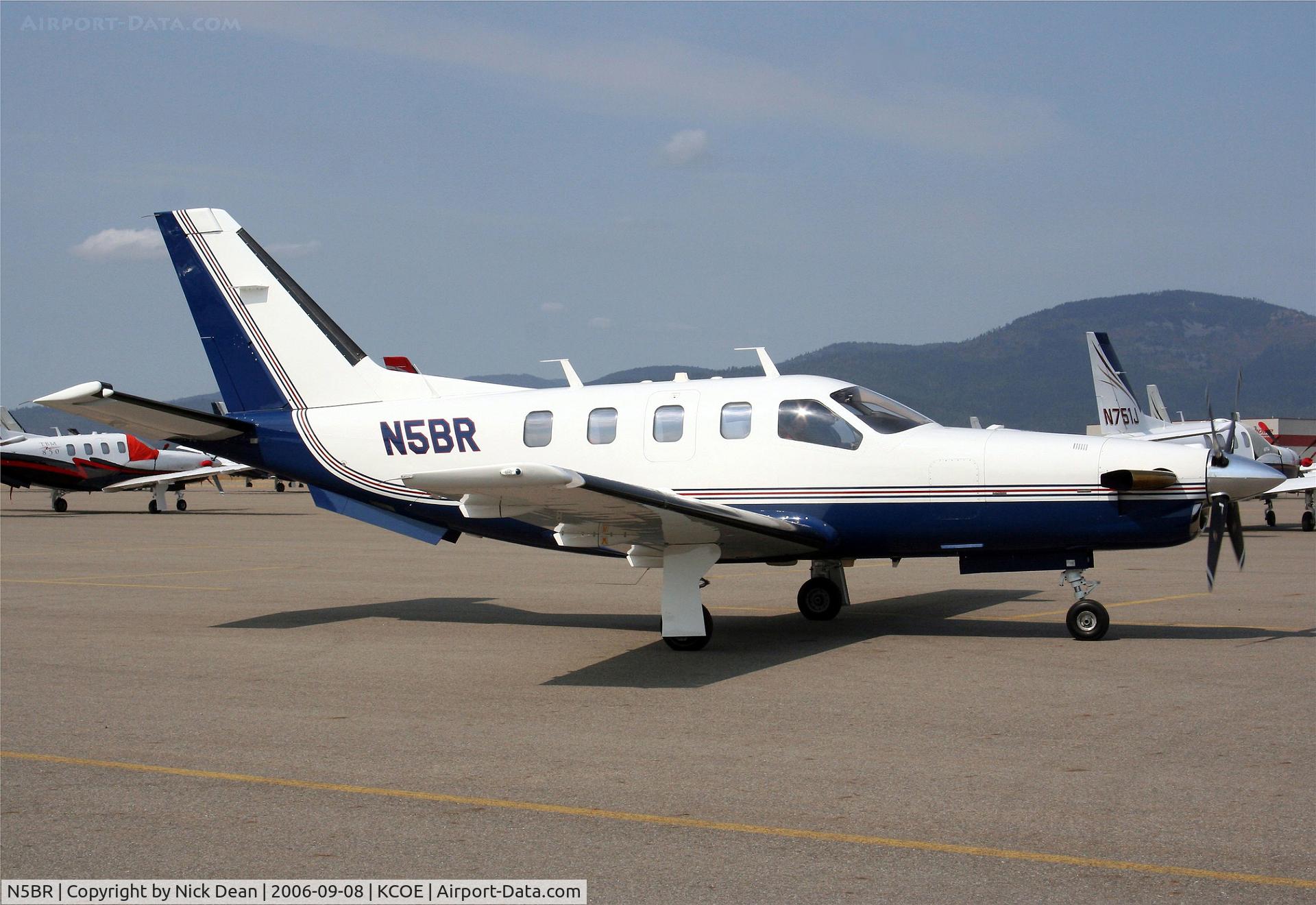 N5BR, Socata TBM-700 C/N 89, KCOE